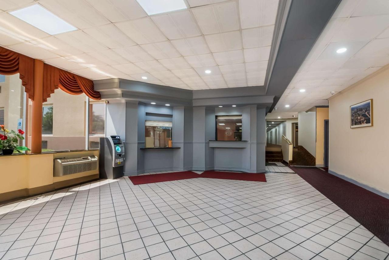 Rodeway Inn Philadelphia Bagian luar foto