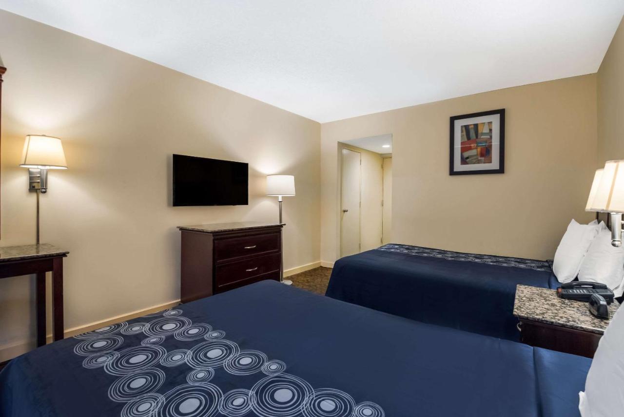 Rodeway Inn Philadelphia Bagian luar foto