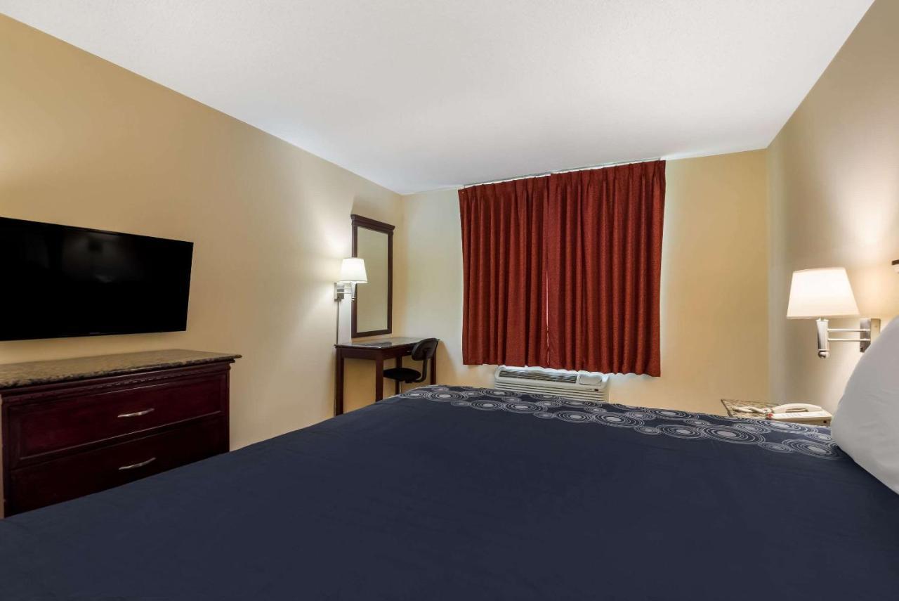 Rodeway Inn Philadelphia Bagian luar foto