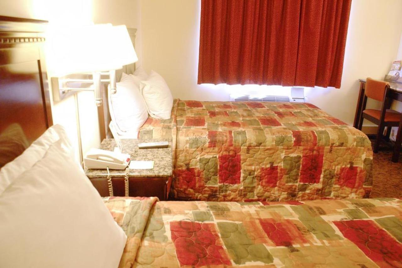 Rodeway Inn Philadelphia Bagian luar foto